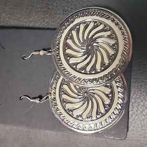 Silver and Cream Round Earrings